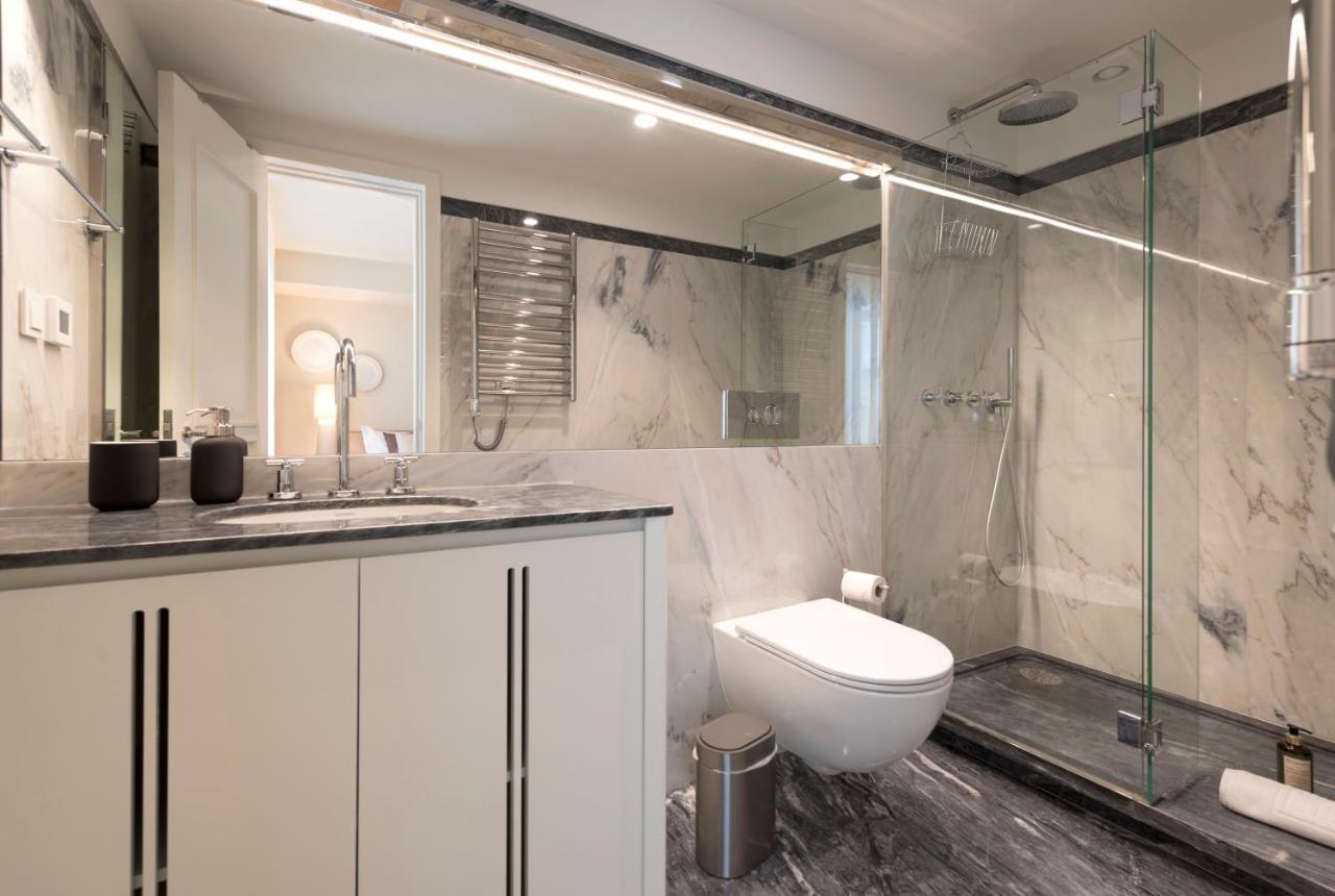 Emporium Deluxe 3Br Apartment W/ Private Parking By Lovelystay Porto Ngoại thất bức ảnh